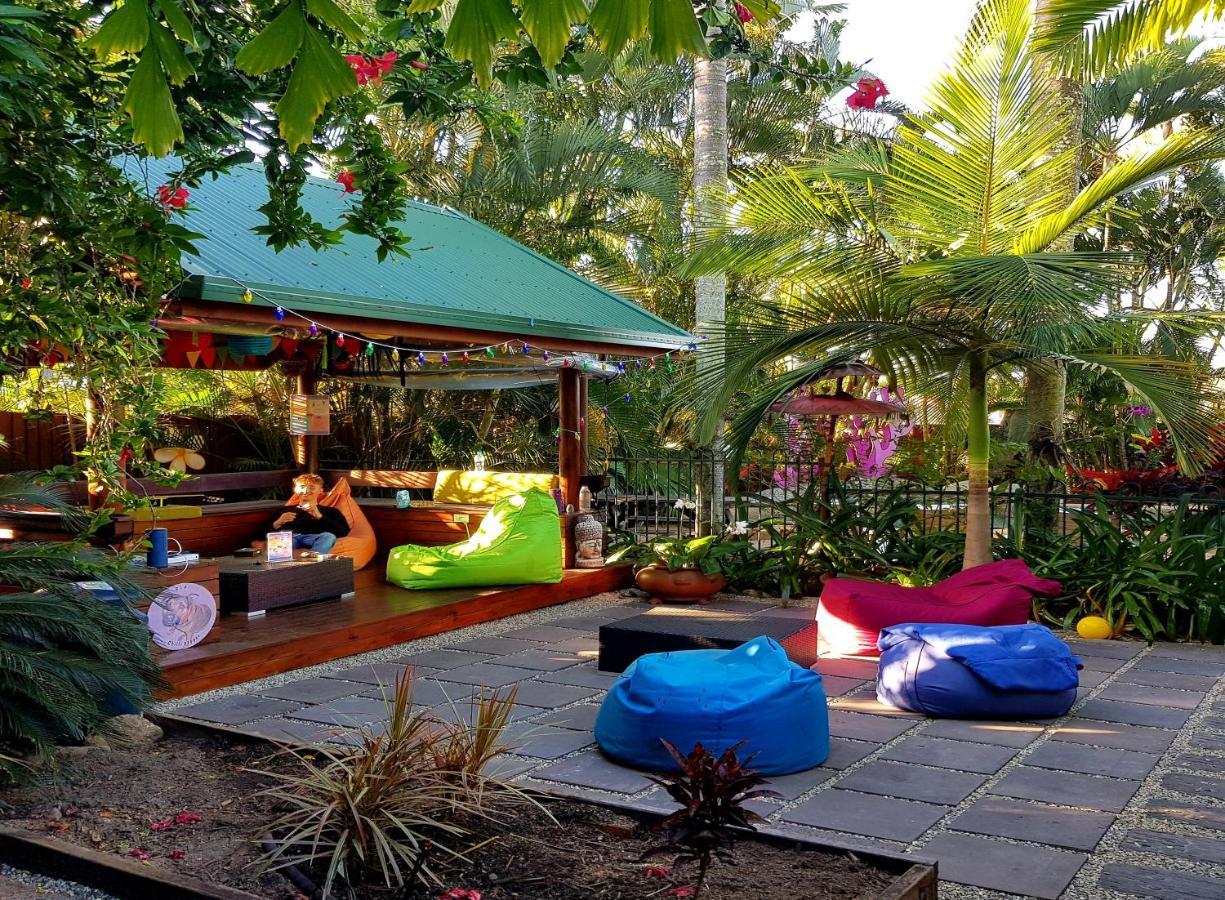 Tropic Days Boutique Hostel Cairns Ngoại thất bức ảnh