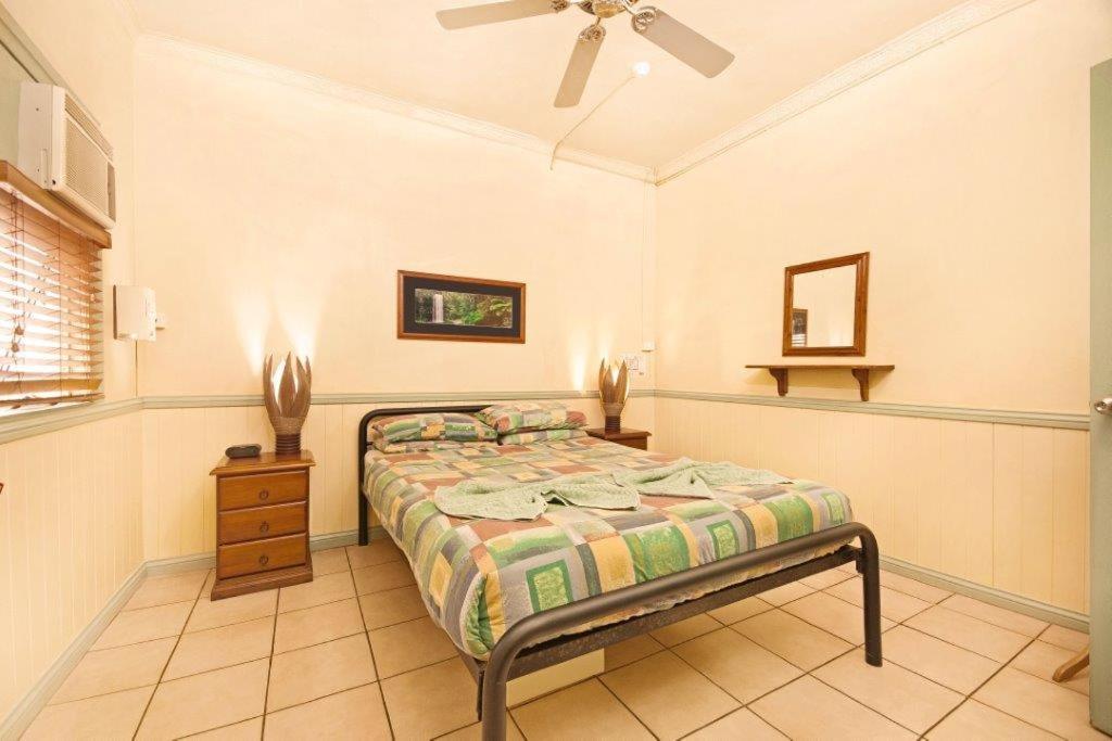 Tropic Days Boutique Hostel Cairns Ngoại thất bức ảnh